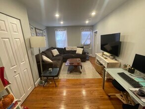 14 Cleveland Pl in Boston, MA - Building Photo - Building Photo