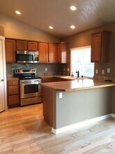 552 E Anton St in Meridian, ID - Foto de edificio - Building Photo