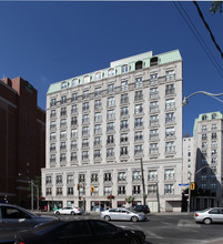 French Quarter in Toronto, ON - Building Photo - Building Photo