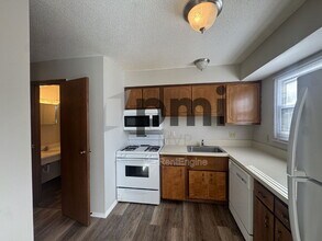 98 Stornoway Dr W in Columbus, OH - Building Photo - Building Photo