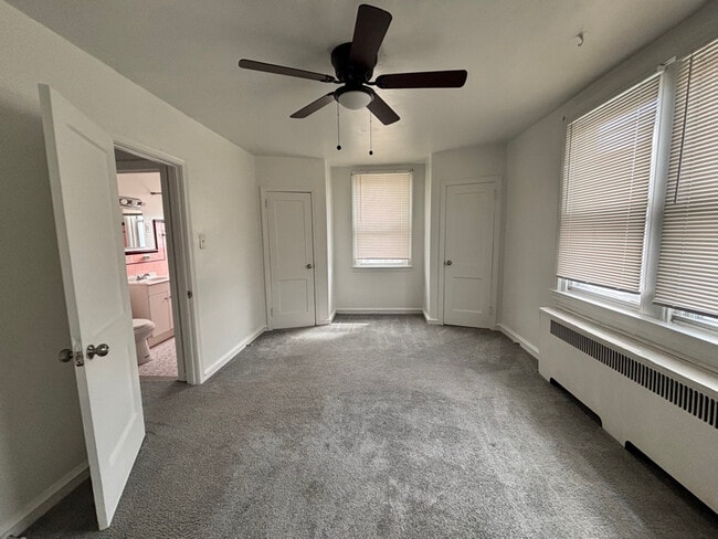 6000 Bingham St in Philadelphia, PA - Building Photo - Building Photo