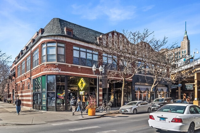 property at 1542 N Damen Ave