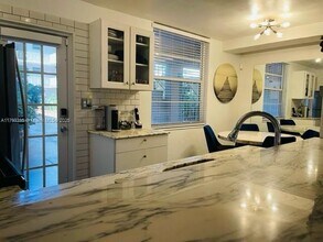 1698 Jefferson Ave in Miami Beach, FL - Building Photo - Building Photo
