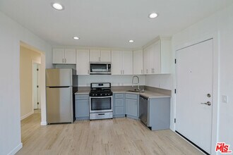 1277 W 23rd St in Los Angeles, CA - Building Photo - Building Photo