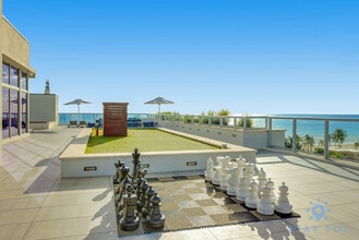 111 N Ocean Dr in Hollywood, FL - Building Photo - Building Photo