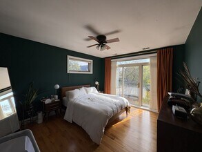 1902 N Spaulding Ave in Chicago, IL - Building Photo - Building Photo