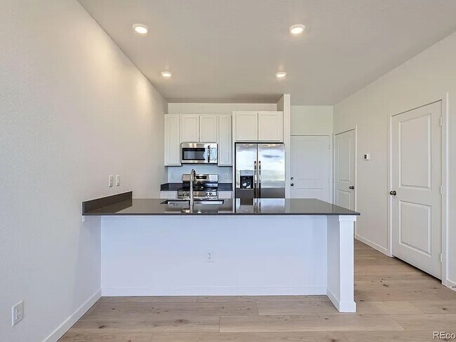 6562 Arbor Blvd E, Unit 4 in Thornton, CO - Building Photo - Building Photo