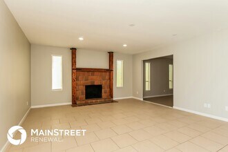 10412 W Calle De Edens in Phoenix, AZ - Building Photo - Building Photo