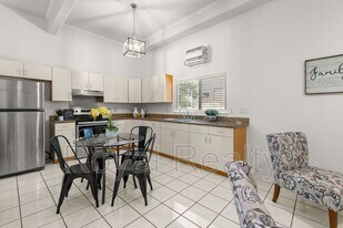 1566 Kealia Dr in Honolulu, HI - Building Photo