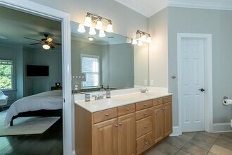 2304 Cumberland Ave in Charlotte, NC - Building Photo - Building Photo