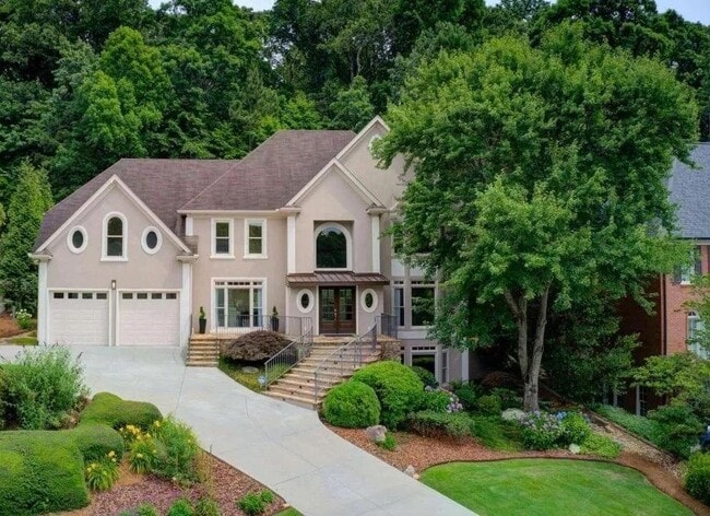 3850 Glenhurst Dr in Smyrna, GA - Building Photo - Building Photo