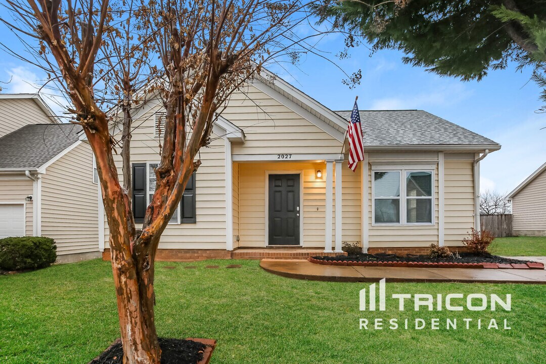 2027 Wexford Way in Statesville, NC - Building Photo