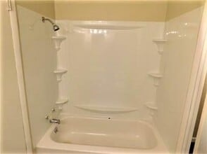 1109 Austin Dr in Urbana, IL - Building Photo - Building Photo