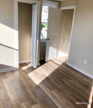 56 Fort St in Groton, CT - Building Photo - Building Photo