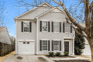 5425 Idlewild Rd N, Unit 4303 in Charlotte, NC - Building Photo