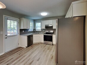 80 Fairfax Dr in Rockmart, GA - Building Photo - Building Photo