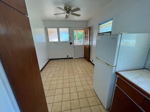3944 Maunaloa Ave in Honolulu, HI - Building Photo - Building Photo