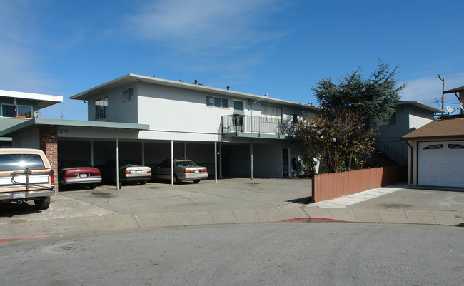 418 Rogell Ct in San Mateo, CA - Building Photo - Building Photo