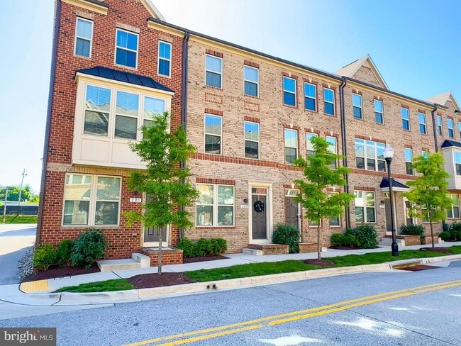 203 S Newkirk St in Baltimore, MD - Building Photo - Building Photo