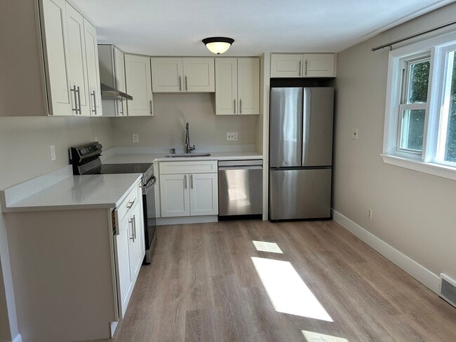 44 Carruth St in Quincy, MA - Building Photo - Building Photo