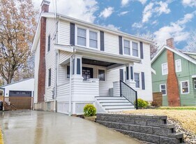 6622 Bramble Ave in Cincinnati, OH - Building Photo