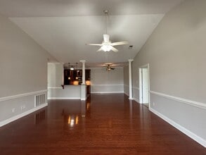811 Astron Ln in Fayetteville, NC - Building Photo - Building Photo