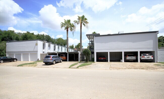 1000 Heights Blvd in Houston, TX - Foto de edificio - Building Photo