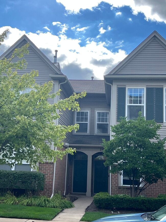 245 Wright St, Unit 245 wright street