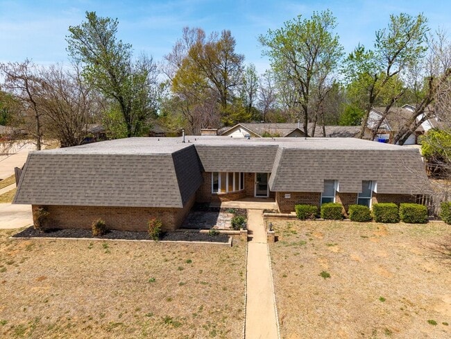 property at 220 Cherry Creek Dr