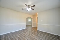 11026 Thackery Ln in Houston, TX - Building Photo - Building Photo