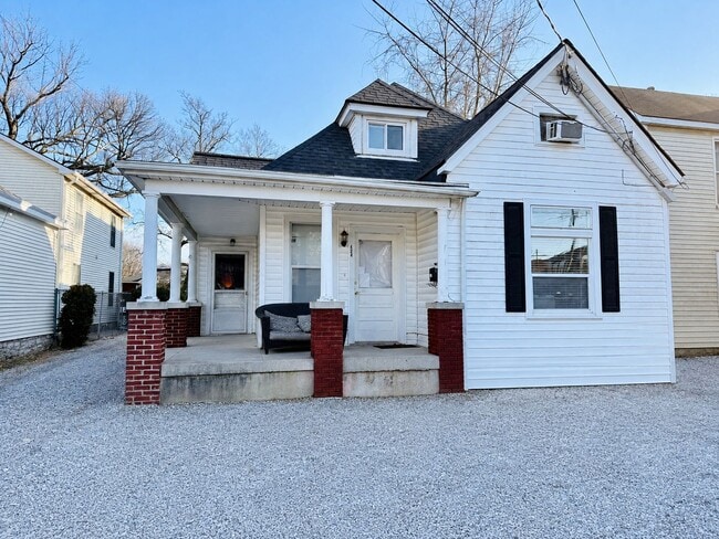 property at 424 Woodland Ave