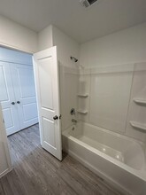 114 Kayden Ct in Marion, TX - Foto de edificio - Building Photo