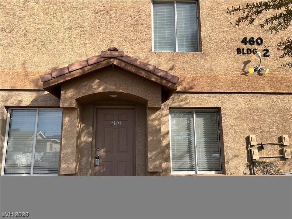 460 Rexford Dr Photo