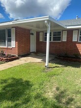 1712 Airline Park Blvd in Metairie, LA - Building Photo - Building Photo