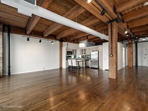 540 N Lake Shore Dr in Chicago, IL - Building Photo - Building Photo