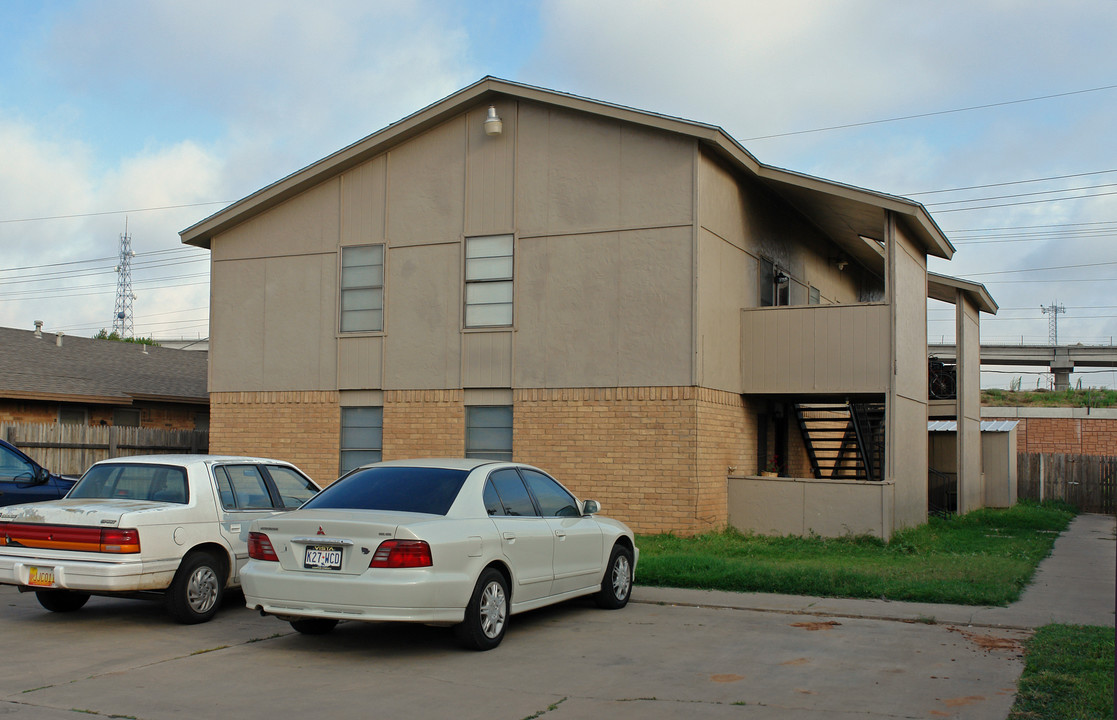 5706 Brownfield Dr in Lubbock, TX - Building Photo