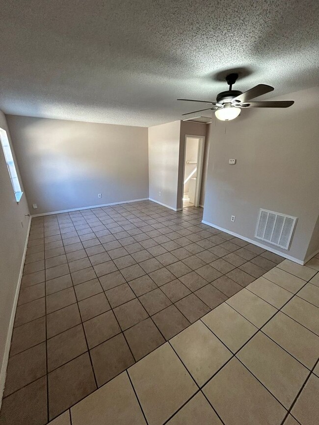 164 Bennett Cir in Carrollton, GA - Foto de edificio - Building Photo