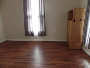 3710 Avenue O 1/2 in Galveston, TX - Building Photo - Building Photo