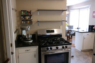 6 S Bellevue Ave in Walla Walla, WA - Foto de edificio - Building Photo