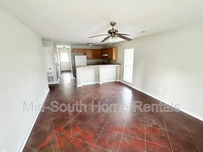 401 Bruce St in Senatobia, MS - Building Photo - Building Photo