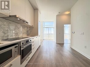10 Honeycrisp Cres in Vaughan, ON - Building Photo - Building Photo