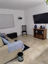 399 Brittany Dr in Delray Beach, FL - Building Photo - Building Photo