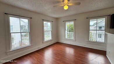 32 Sanford St in St. Augustine, FL - Building Photo - Building Photo