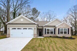 148 W Wright St in Winder, GA - Building Photo