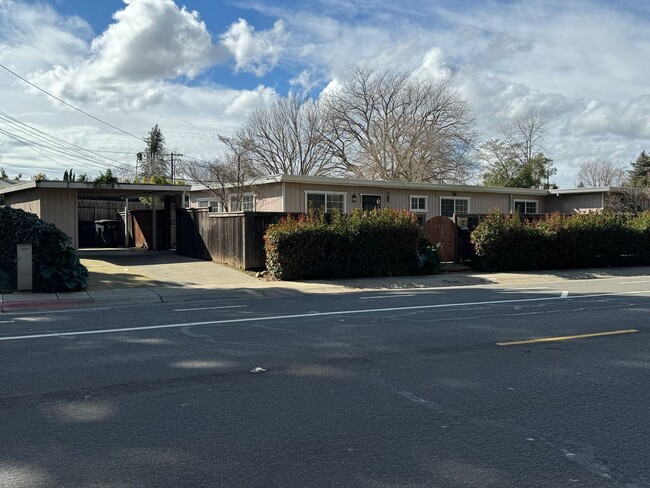 5200 Elvas Ave