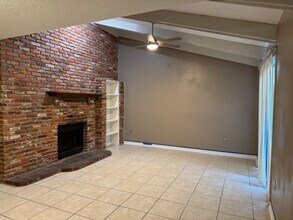 22315 Brownie St, Unit A in Plaquemine, LA - Building Photo - Building Photo