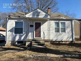 1203 N McCoy St in Independence, MO - Building Photo