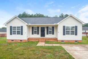 105 Birch Ct in China Grove, NC - Building Photo