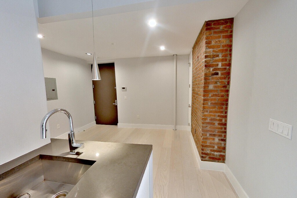 195 Stanton St in New York, NY - Building Photo