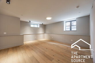 2228 N Kedzie Blvd in Chicago, IL - Building Photo - Building Photo